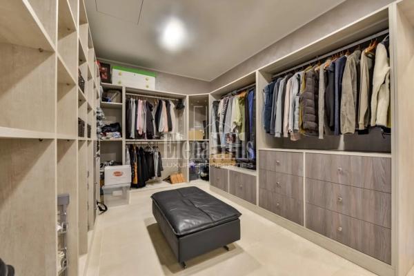 Casa independiente en calle Oslo