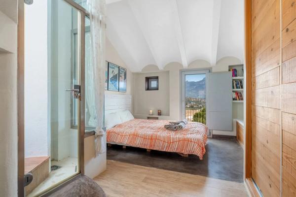 Chalet adosado en calle Fornet, 8