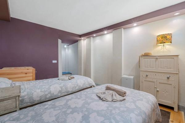 Chalet adosado en calle Fornet, 8