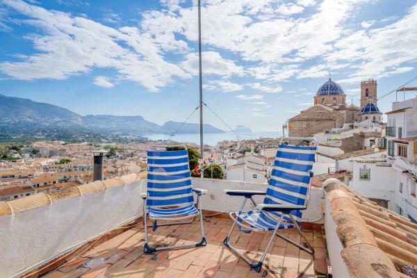 Chalet adosado en calle Fornet, 8