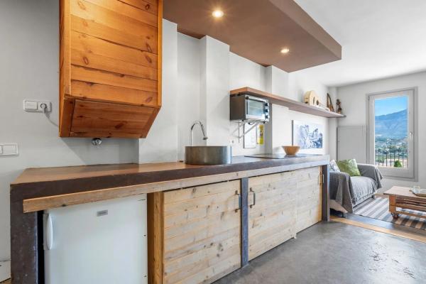 Chalet adosado en calle Fornet, 8