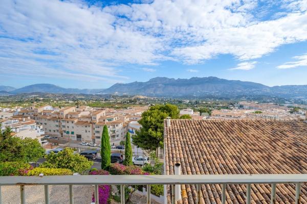 Chalet adosado en calle Fornet, 8