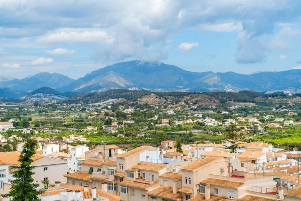 Chalet adosado en calle Fornet, 8