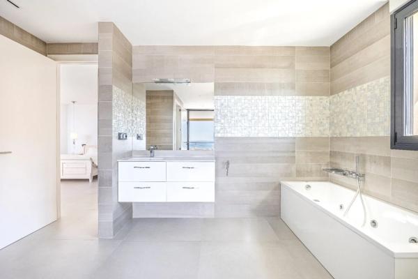 Chalet en avenida Principal