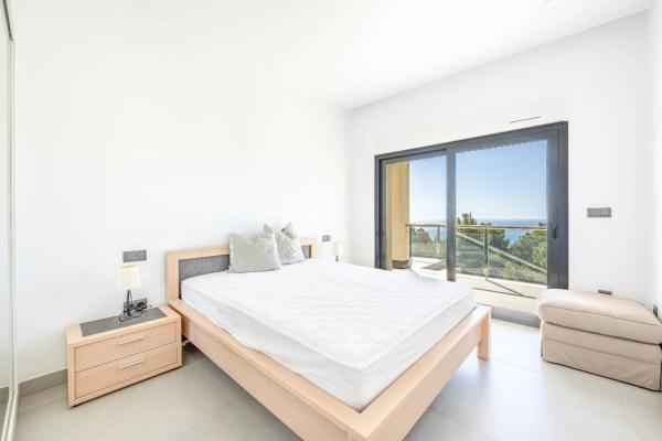 Chalet en avenida Principal