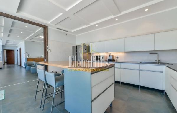 Casa independiente en calle Noruega-a.h