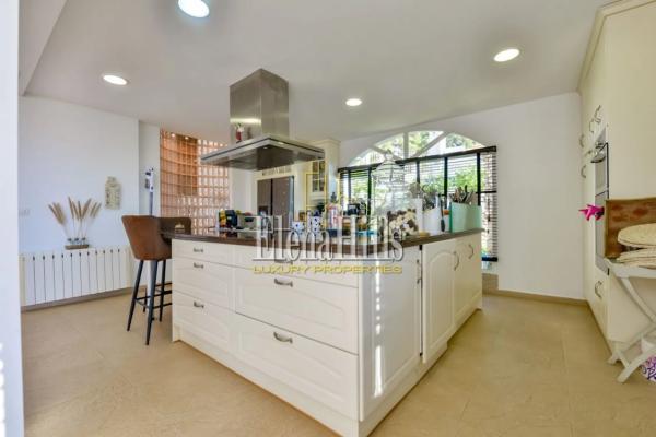 Casa independiente en calle suecia