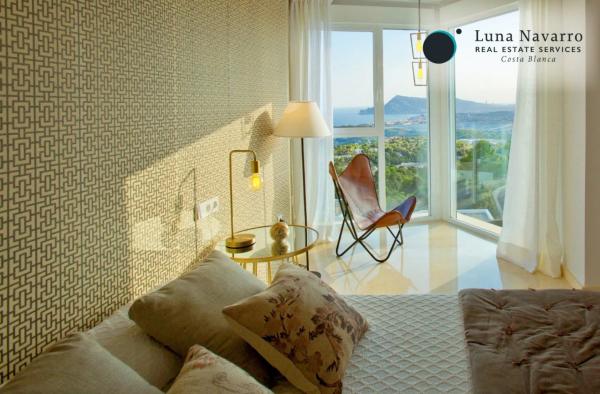 Casa independiente en calle Erica