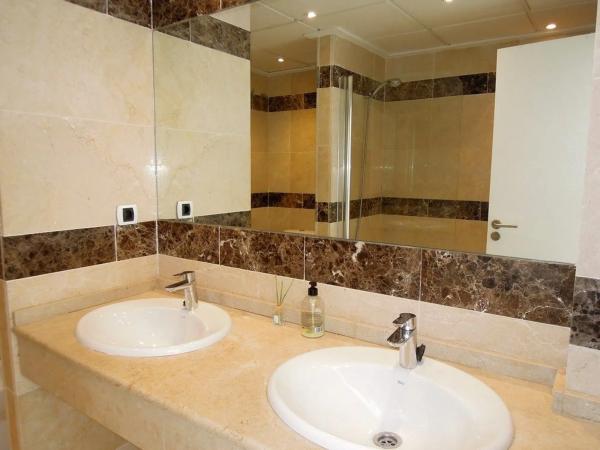 Chalet adosado en calle estribor