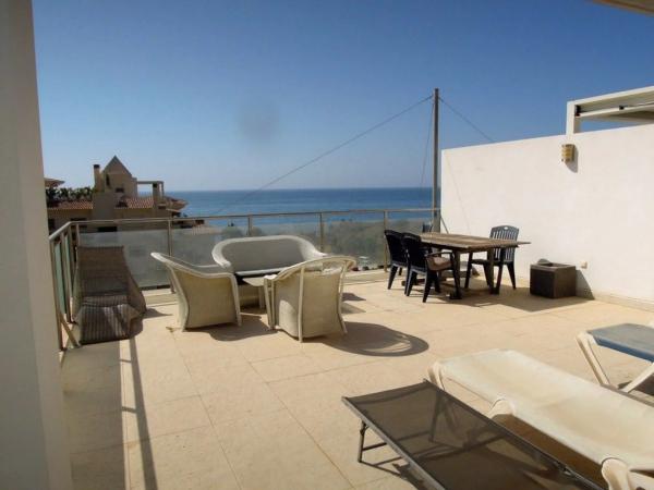 Chalet adosado en calle estribor