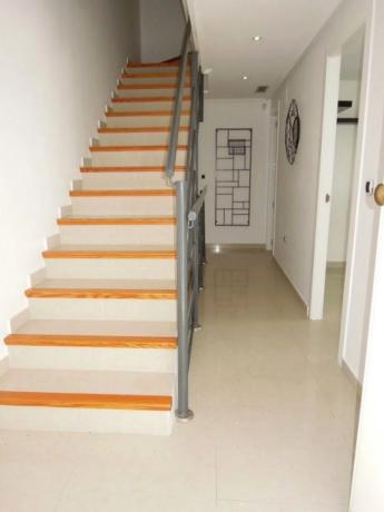 Chalet adosado en calle estribor