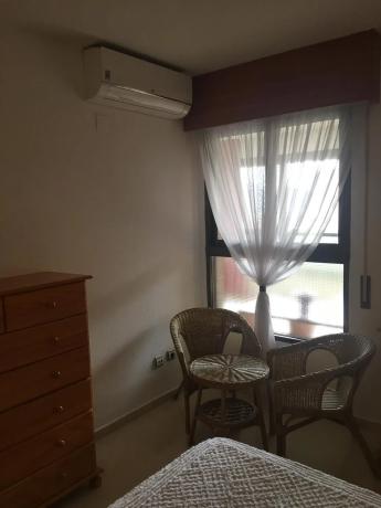 Piso en avenida Marina Alta, 4