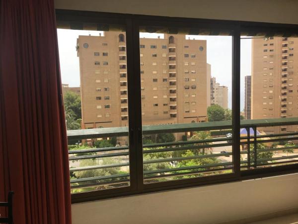 Piso en avenida Marina Alta, 4