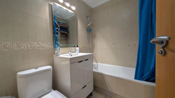 Piso en calle Presidente Adolfo Suárez, 18