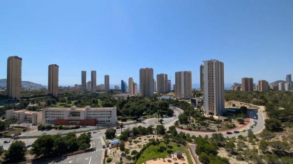 Piso en calle Presidente Adolfo Suárez, 18