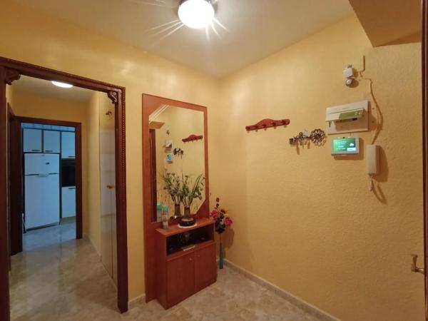 Piso en calle de Urano, 5