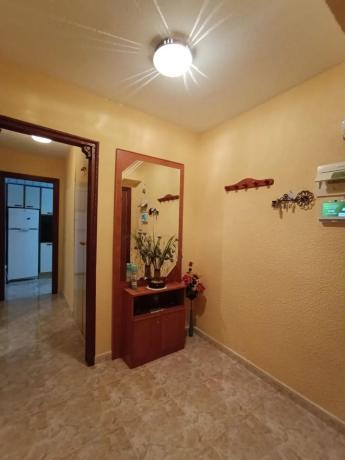 Piso en calle de Urano, 5