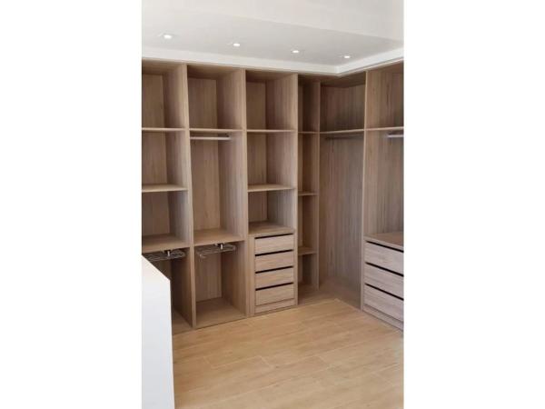 Estudio en Playa de Levante