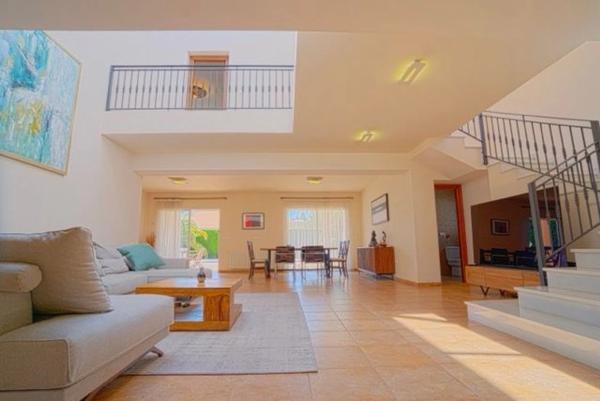 Casa independiente en calle de Berlín