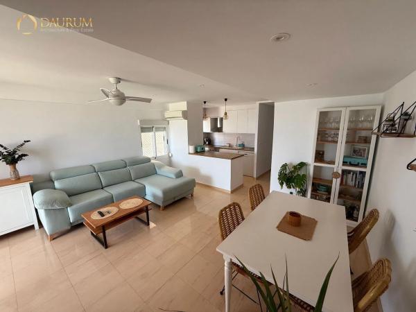 Piso en avenida de la Armada Española