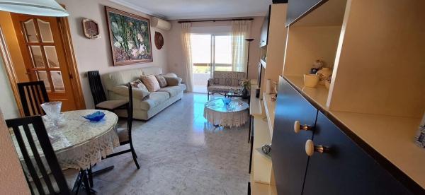 Piso en calle de Berlín, 6