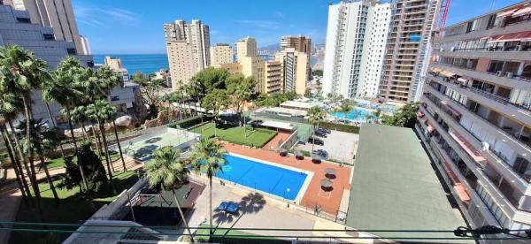 Piso en calle de Berlín, 6