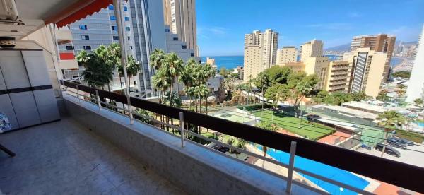 Piso en calle de Berlín, 6