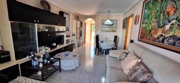 Piso en calle de Berlín, 6