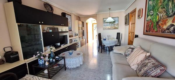 Piso en calle de Berlín, 6