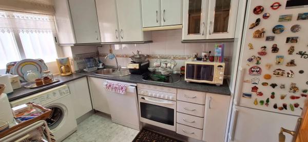 Piso en calle de Berlín, 6