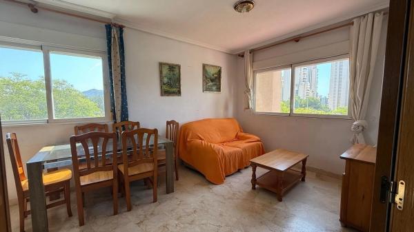 Piso en avenida del Municipi