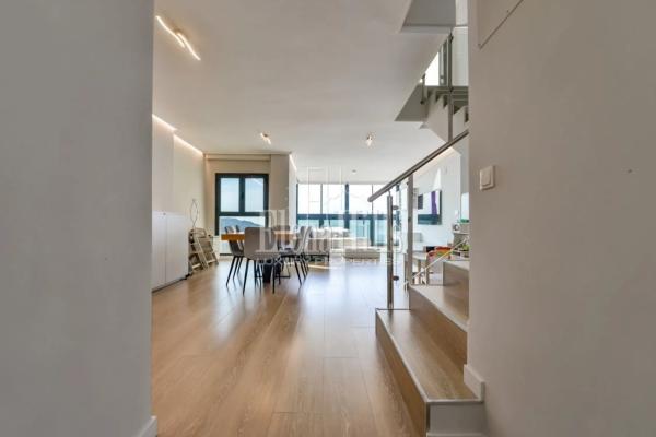 Ático en avenida del Municipi