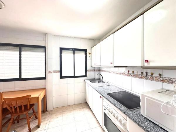 Piso en calle Kennedy, 14