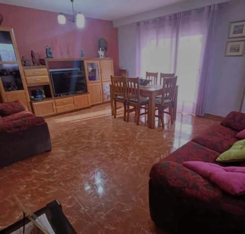 Piso en avenida Rei Jaume i