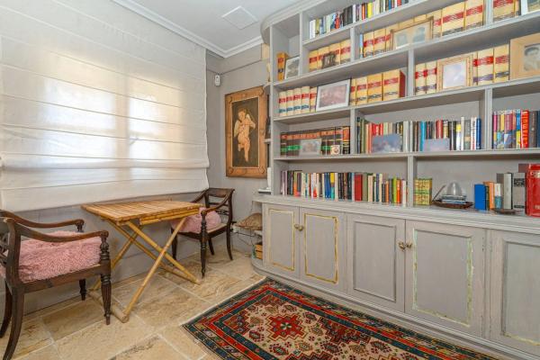 Casa independiente en avenida de Malta