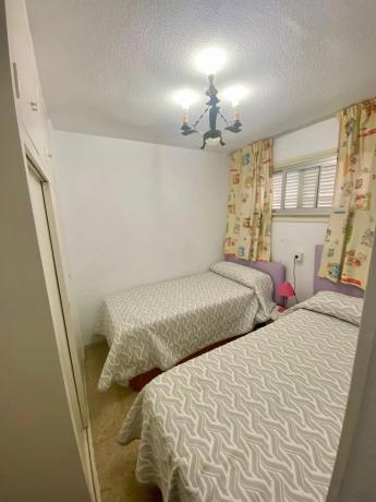 Piso en avenida de Montecarlo, 20