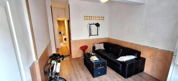 Estudio en Barrio Zona Sierra Helada