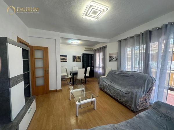 Piso en pasaje de Gambo