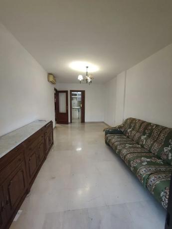 Piso en avenida L'Aigüera