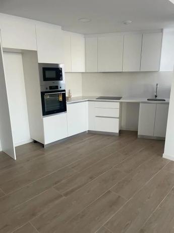 Piso en avenida Vicente Perez Devesa, 3