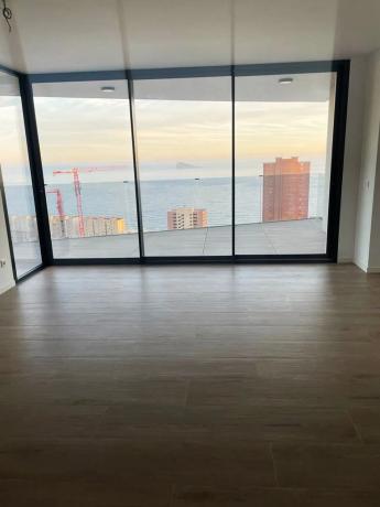 Piso en avenida Vicente Perez Devesa, 3