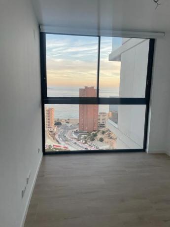 Piso en avenida Vicente Perez Devesa, 3