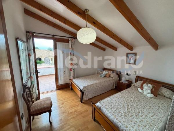 Casa independiente en Урбанисасьон Рокас Бланкас