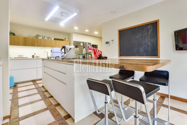 Casa independiente en Urbanització el Planet