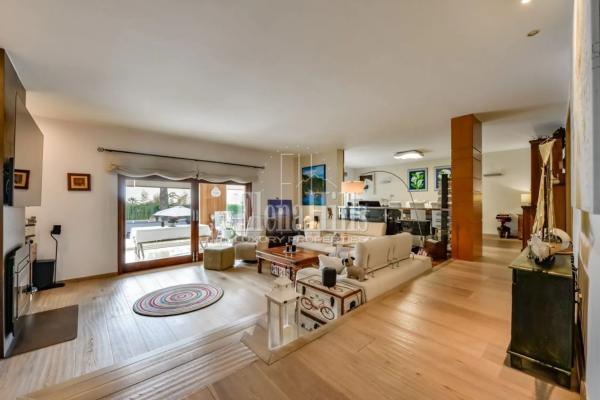 Casa independiente en Urbanització el Planet