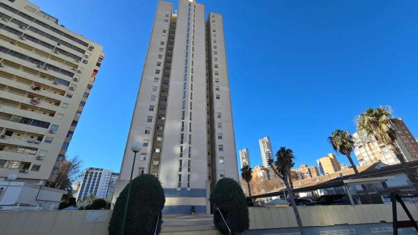 Piso en avenida Juan Fuster Zaragoza, 10