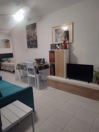 Piso en avenida de los Almendros