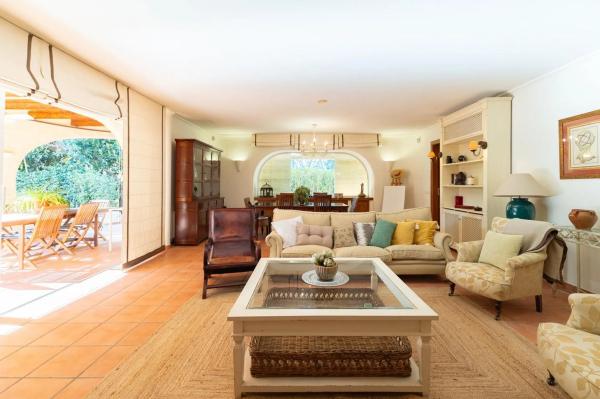 Casa independiente en calle Rumanía