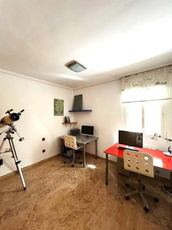 Casa independiente en avenida de Montecarlo