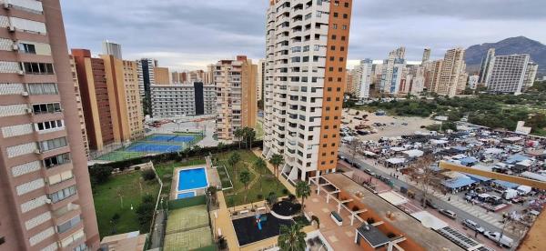 Piso en avenida Juan Fuster Zaragoza, 13